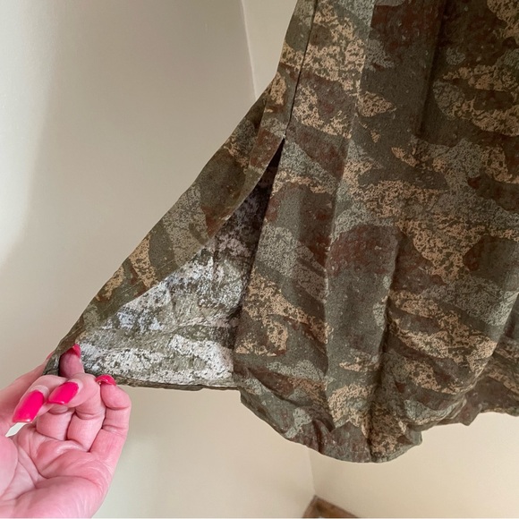 Cream Crvimma Camouflage, Gold Shimmer Cuffs, Shirt, NWT - Picture 10 of 14